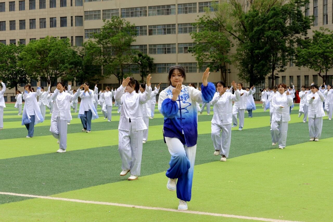 1780617229755815.jpg